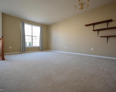 421 Green Fern Circle - Photo Thumbnail 1