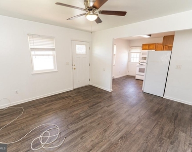 30704 Hampden Avenue - Photo Thumbnail 6