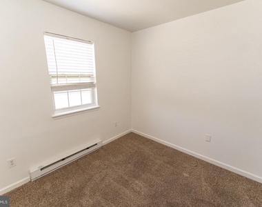 30704 Hampden Avenue - Photo Thumbnail 27