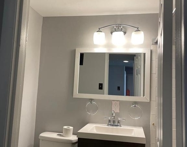 7248 Donnell Place - Photo Thumbnail 10