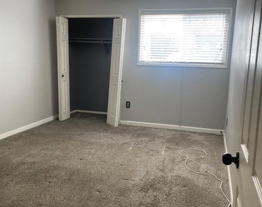 7248 Donnell Place - Photo Thumbnail 5