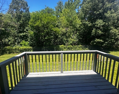 1634 Brooksquare Drive - Photo Thumbnail 4