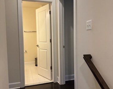 4610 Woodberry Street - Photo Thumbnail 24