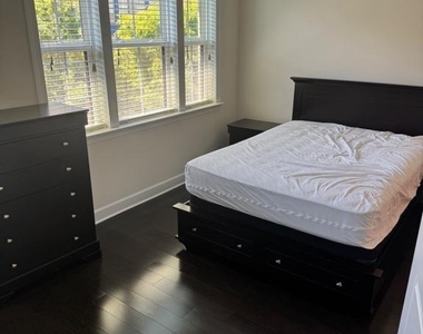 4610 Woodberry Street - Photo Thumbnail 35