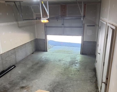 4610 Woodberry Street - Photo Thumbnail 54