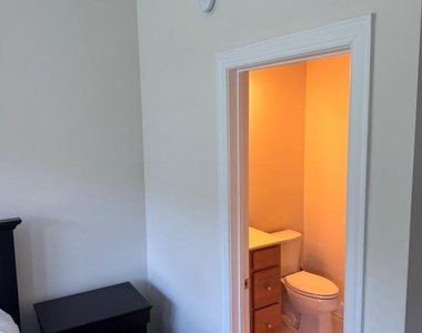 4610 Woodberry Street - Photo Thumbnail 30