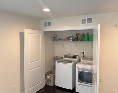 4610 Woodberry Street - Photo Thumbnail 48