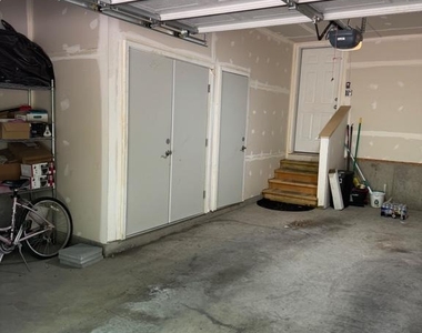 4610 Woodberry Street - Photo Thumbnail 52