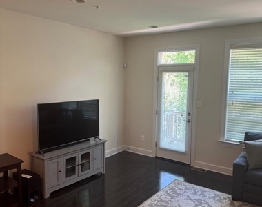 4610 Woodberry Street - Photo Thumbnail 5
