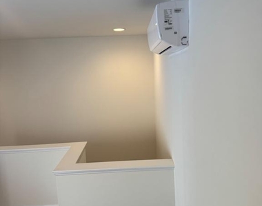 4610 Woodberry Street - Photo Thumbnail 45