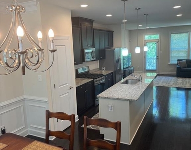 4610 Woodberry Street - Photo Thumbnail 10