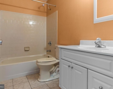 8514 Rheims Court - Photo Thumbnail 21