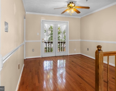 8514 Rheims Court - Photo Thumbnail 6