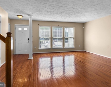 8514 Rheims Court - Photo Thumbnail 1