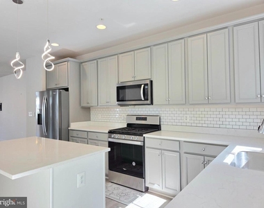 13146 Dowdens Station Way - Photo Thumbnail 5