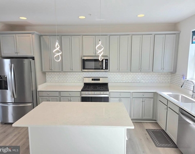 13146 Dowdens Station Way - Photo Thumbnail 4
