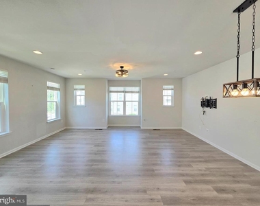 13146 Dowdens Station Way - Photo Thumbnail 10