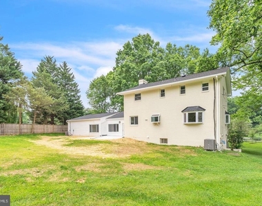 10911 Chandler Road - Photo Thumbnail 50