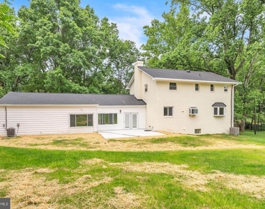 10911 Chandler Road - Photo Thumbnail 52