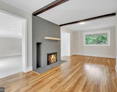 10911 Chandler Road - Photo Thumbnail 16