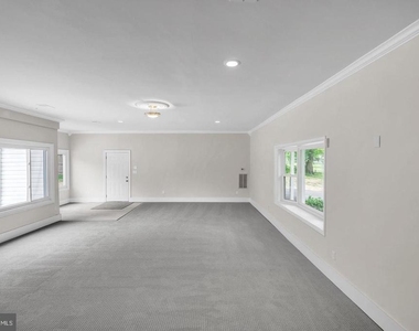 10911 Chandler Road - Photo Thumbnail 21
