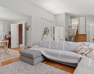 9912 Pomona Drive - Photo Thumbnail 14