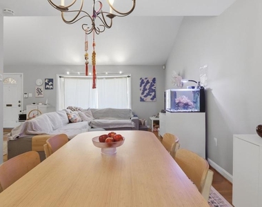 9912 Pomona Drive - Photo Thumbnail 16