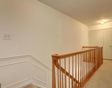 10922 Brewer House - Photo Thumbnail 10