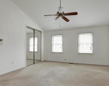 10922 Brewer House - Photo Thumbnail 12
