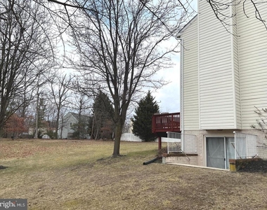15116 Serbian Lane - Photo Thumbnail 35