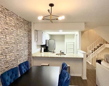 18616 Pier Point Place - Photo Thumbnail 8