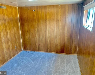 13000 Arctic Avenue - Photo Thumbnail 16