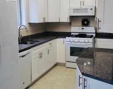 13000 Arctic Avenue - Photo Thumbnail 6