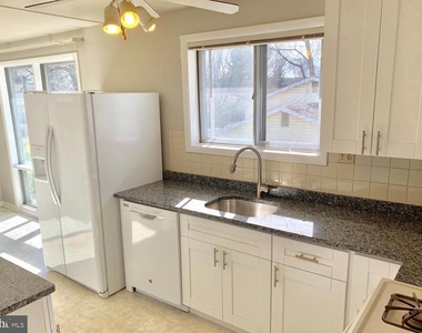 13000 Arctic Avenue - Photo Thumbnail 7