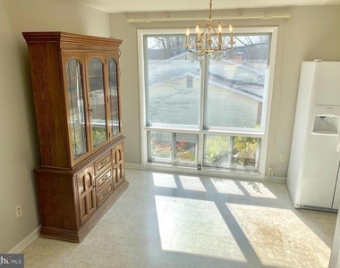 13000 Arctic Avenue - Photo Thumbnail 3