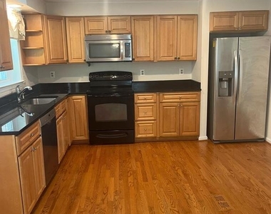 12140 Bentridge Place - Photo Thumbnail 5
