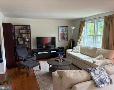 12140 Bentridge Place - Photo Thumbnail 3