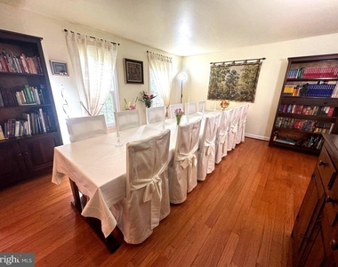 9808 Wilden Lane - Photo Thumbnail 3