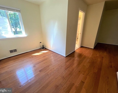 9808 Wilden Lane - Photo Thumbnail 52