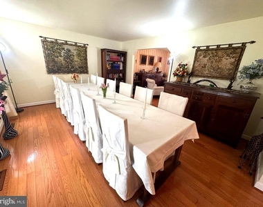 9808 Wilden Lane - Photo Thumbnail 4