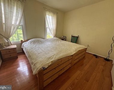 9808 Wilden Lane - Photo Thumbnail 18
