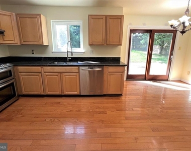 9808 Wilden Lane - Photo Thumbnail 39