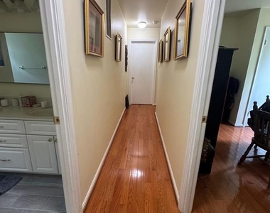 9808 Wilden Lane - Photo Thumbnail 23