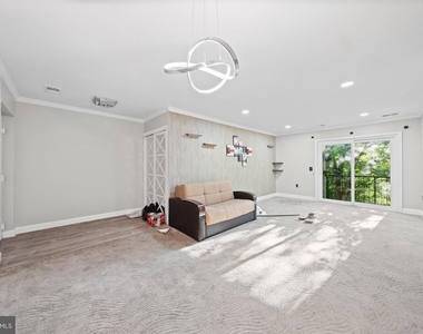 18304 Streamside Drive - Photo Thumbnail 2