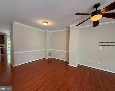 10292 Chestnut Park Lane - Photo Thumbnail 9