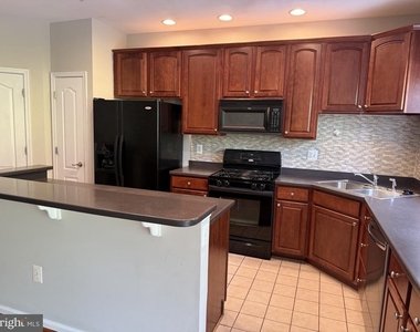 10292 Chestnut Park Lane - Photo Thumbnail 1