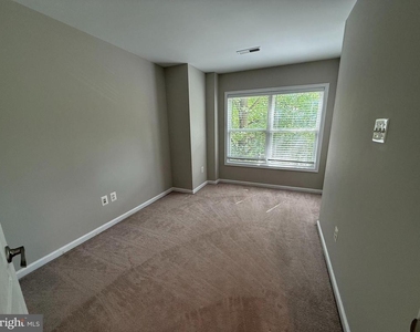 10292 Chestnut Park Lane - Photo Thumbnail 20