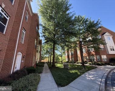 10292 Chestnut Park Lane - Photo Thumbnail 31
