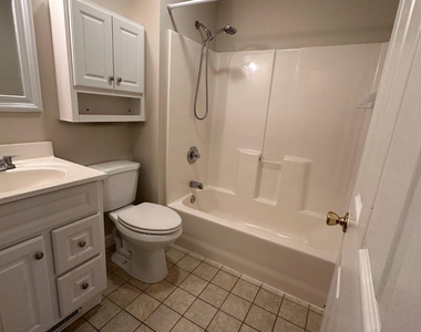 5118 Avoca Avenue - Photo Thumbnail 13