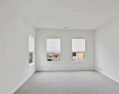 10010 Ruffian Way - Photo Thumbnail 24